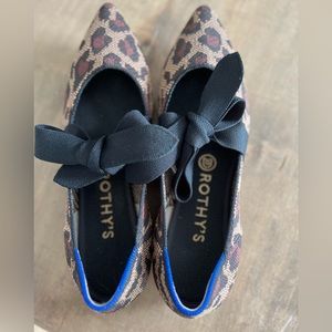 Rothys Cheetah Pointed Bow Flats